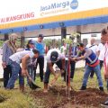 Peringati HUT ke-42, Jasa Marga Gelar Penanaman 42.000 Pohon di Indonesia