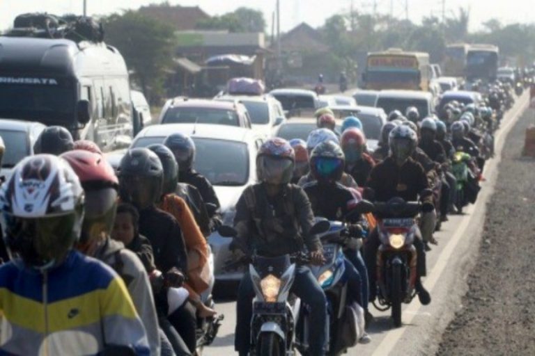 Pemudik Tanpa SIKM Lolos Masuk Jakarta