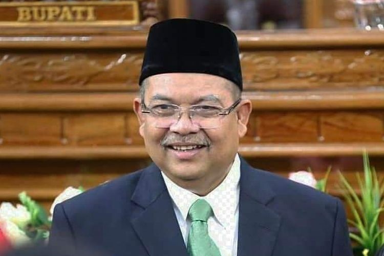 Bupati Kutai Timur Ismunandar