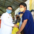 Gubernur Bantu Korban Kebakaran Sebengkok Pelayaran