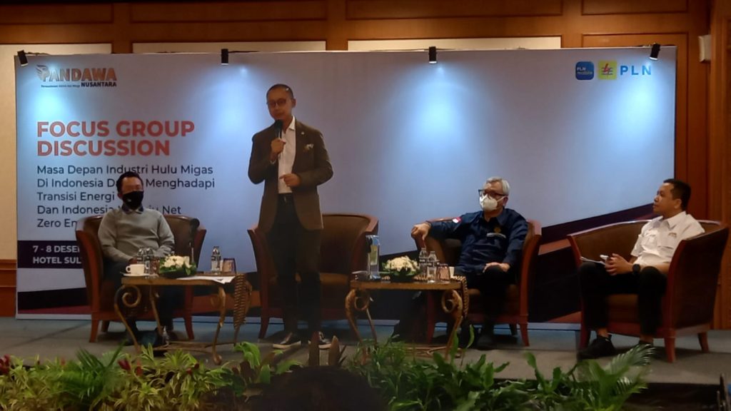 Eddy Soeparno Wakil Ketua KomisiVII DPR RI dalam Focus Group Discussion Pandawa Nusantara “Masa Depan Industri  Hulu Migas di Indonesia Dalam  Menghadapi  Transisi Energi” di Hotel Sultan Jakarta pada Selasa (7/12/2021).