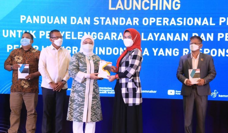 Kemenaker Luncurkan Buku Panduan Pelindungan Pekerja Migran