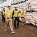 Menteri Pertanian Syahrul Yasin Limpo (Mentan SYL) saat di gudang utama Pupuk Iskandar Muda, Aceh, Jumat, 4 Maret 2022.