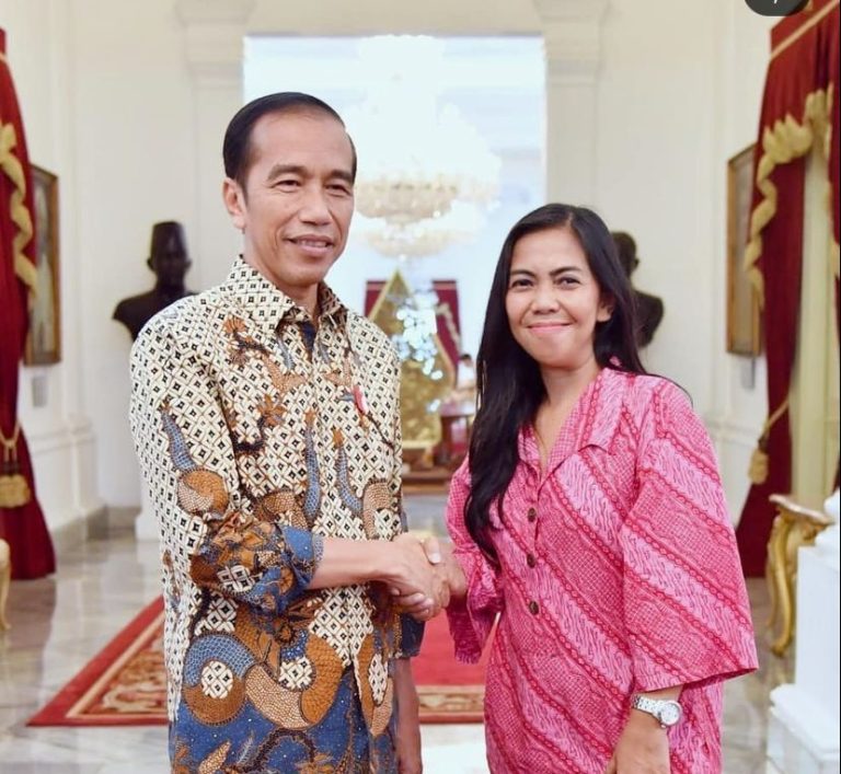 Sekjen Jaringan Nasional Duta Sofia saat bertemu dengan Presiden Joko Widodo