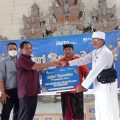 Safari Ramadhan, Jamkrindo Bagikan Bantuan Paket Sembako di Denpasar