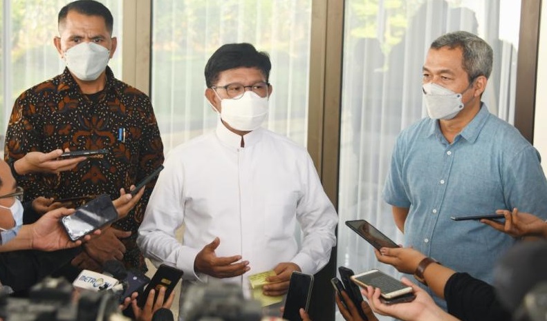 kominfo-menteri-johnny-perembangan-situasi-terkini-AYH-1