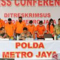 Polda Metro Jaya Tangkap 11 Karyawan Pinjol Ilegal
