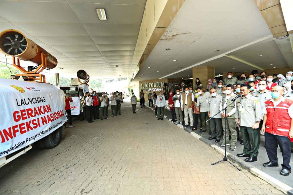 Launching Gerakan Disinfeksi Nasional PMK di Kanpus Kementan, Jakarta, Kamis (30/6/22).