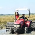 Dengan Alsintan, Panen Raya di Rembang Lebih Menguntungkan Petani