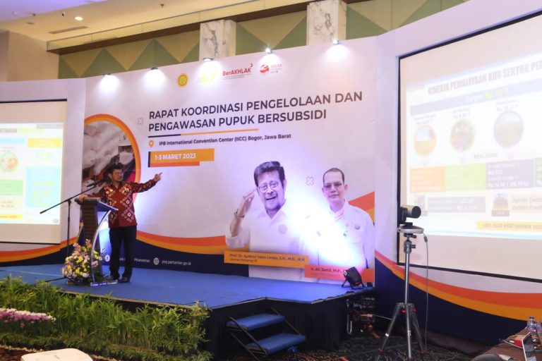 Mentan SYL dalam pembukaan Rapat Koordinasi Pengelolaan dan Pengawasan Pupuk Bersubsidi Tahun 2023 di Bogor