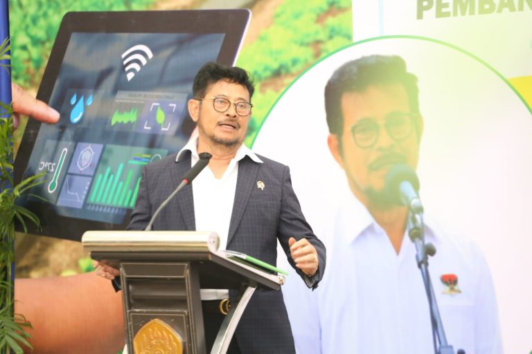 Mentan SYL dalam memberikan kuliah umum bertajuk Pertanian Presisi Mendukung Pembangunan Pertanian Modern di Universitas Padjajaran (Unpad), Bandung, Jumat (17/3/2023).