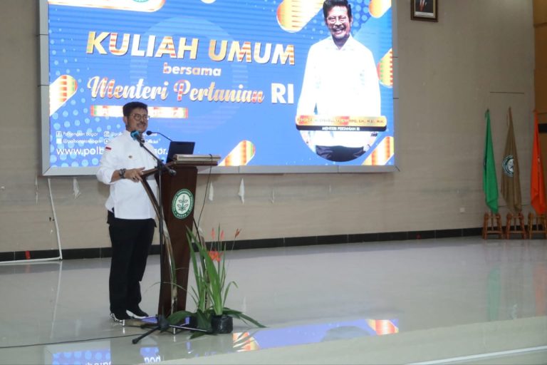Menteri Pertanian Syahrul Yasin Limpo (Mentan SYL) saat memberikan kuliah umum ke  mahasiswa Politeknik Pembangunan Pertanian (Polbangtan) Bogor