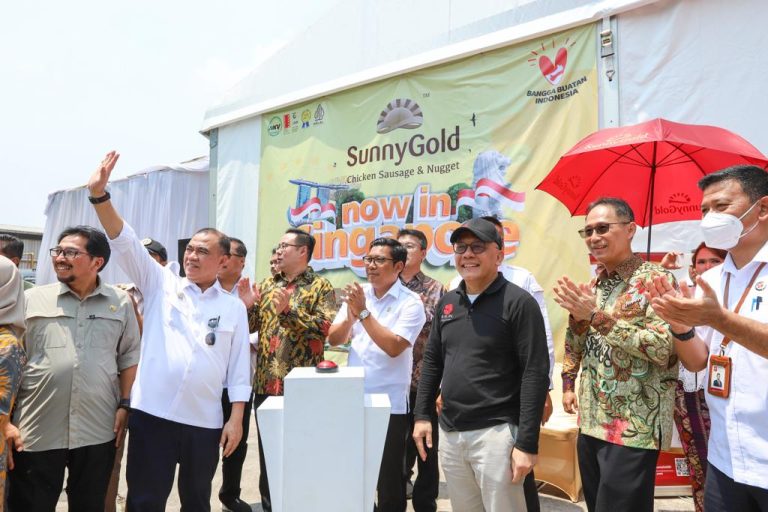 Plt. Mentan Arief di lokasi pelepasan ekspor, Pabrik PT Malindo Food Delight di Cikarang, Jawa Barat.