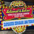 Menarik Diantara Ratusan Bunga Papan Ucapan Selamat di Kementan