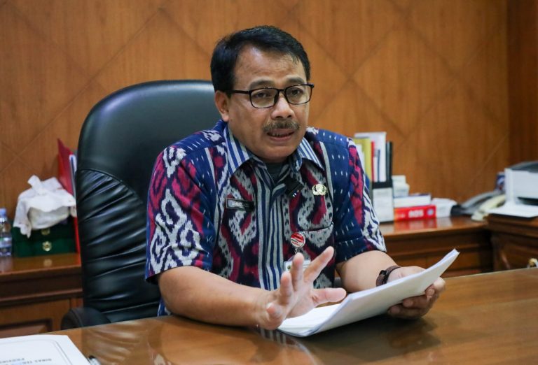 Kepala Dinas Tenaga Kerja dan Transmigrasi Provinsi Jawa Tengah, Ahmad Azis