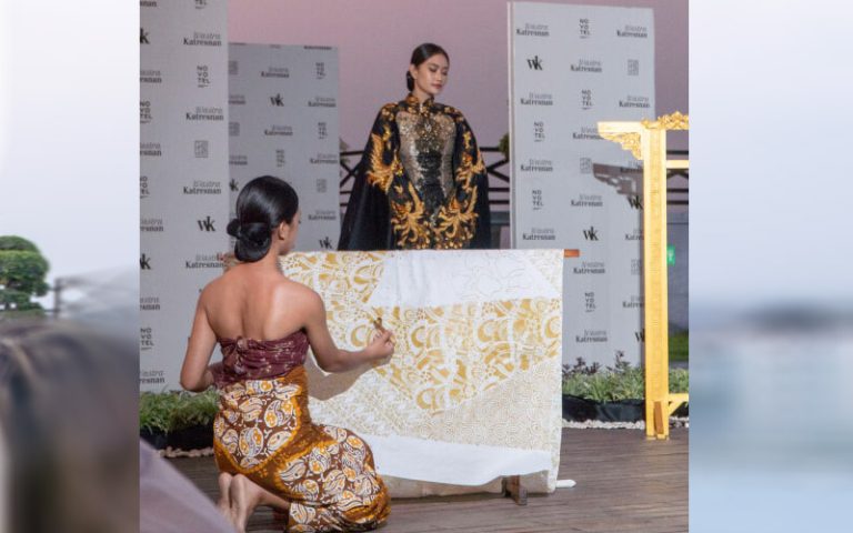 Wastra Katresnan – Fashion Show Novotel Suites Malioboro