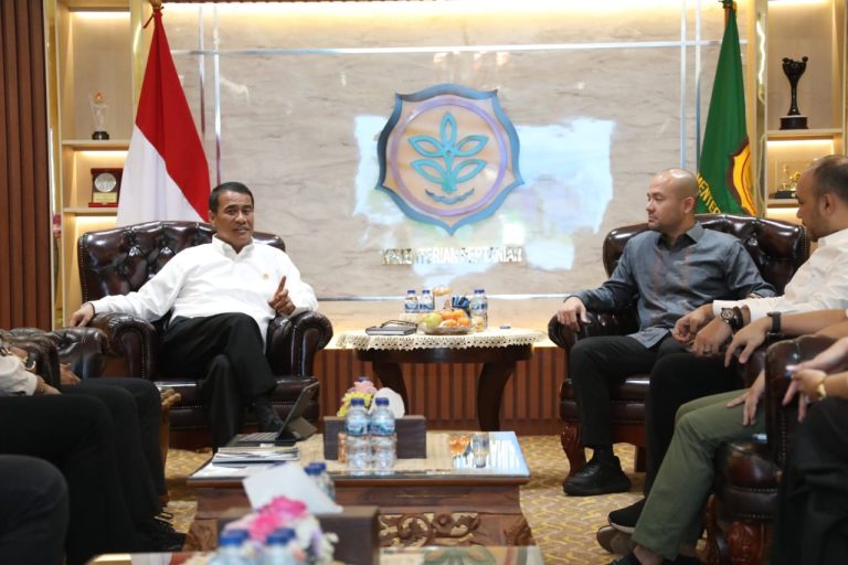 Ketua Himpunan Pengusaha Muda Indonesia (HIPMI), Akbar Himawan Buchari saat menggelar audiensi dengan Menteri Pertanian, Kamis (28/12/23).