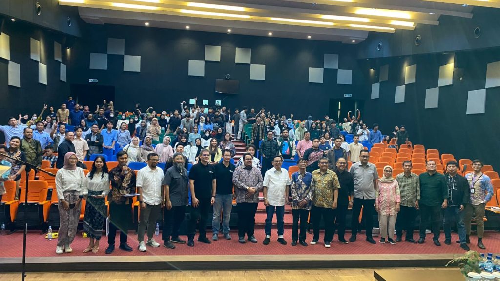 Kuliah umum dan diskusi ilmiah Digital Financial Center Vokasi Universitas Indonesia
