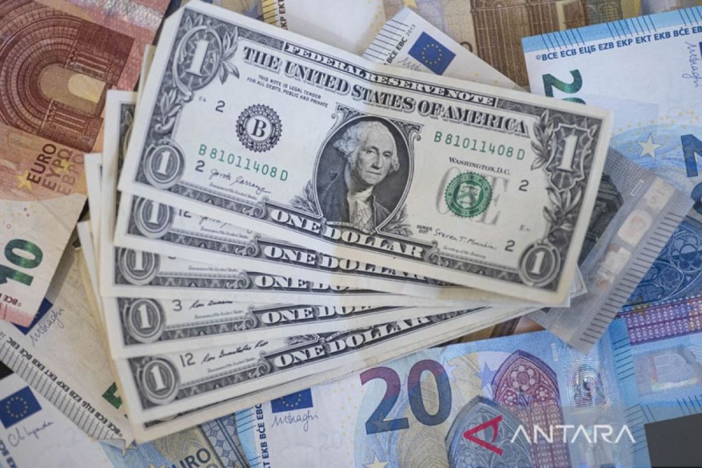 Dolar AS Kuat Lagi, Mata Uang Global Tertekan: Ada Apa dengan Pasar ke Depan?