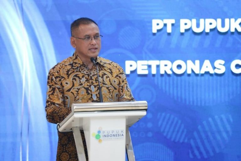 Pupuk Indonesia Gandeng PETRONAS Kembangkan Industri Pupuk dan Petrokimia di ASEAN