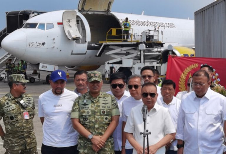 Ahmad Sahroni Tunjukkan Komitmen Kepedulian Saat DPR RI Kirim 15 Ton Bantuan ke Banjir Sumatera