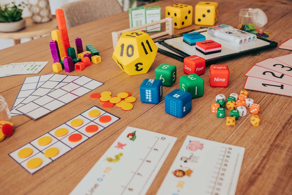 Ilustrasi Kids Learning Kit