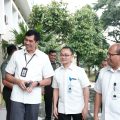 Direktur Utama PT PLN (Persero), Suroso Iskandar (Paling kanan).